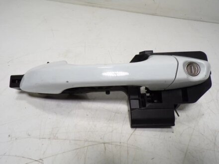 РУЧКА ДВЕРЕЙ НАРУЖНАЯ Hyundai/Kia/Mobis 82651F1000