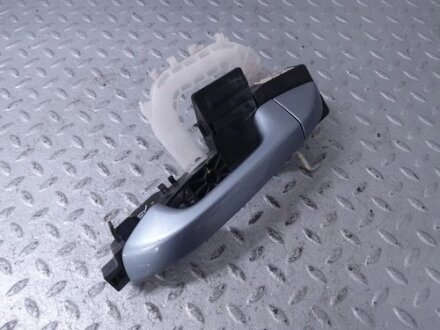 РУЧКА ДВЕРЕЙ НАРУЖНАЯ Hyundai/Kia/Mobis 82651J7000