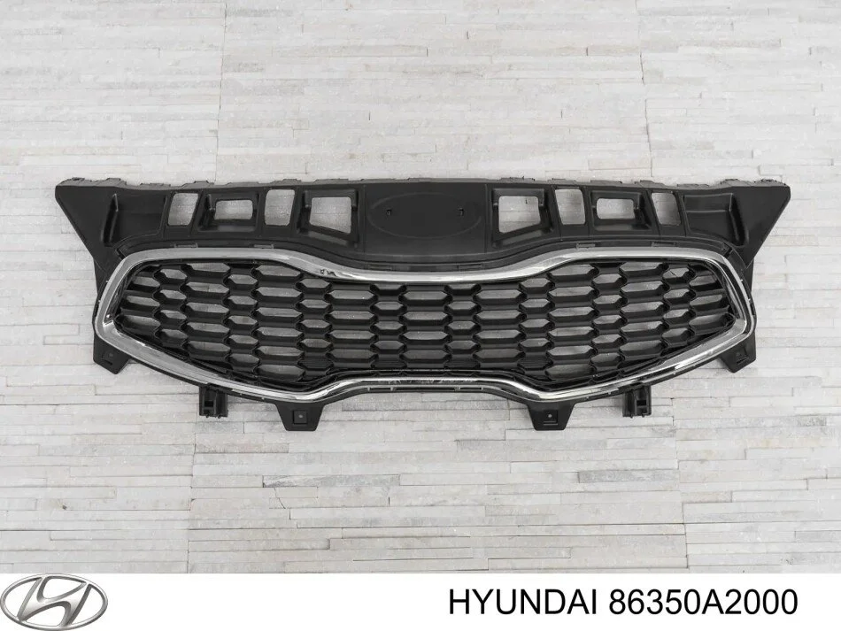 Решітка радіатора передня Hyundai/Kia/Mobis 86350A2000 (фото 1)