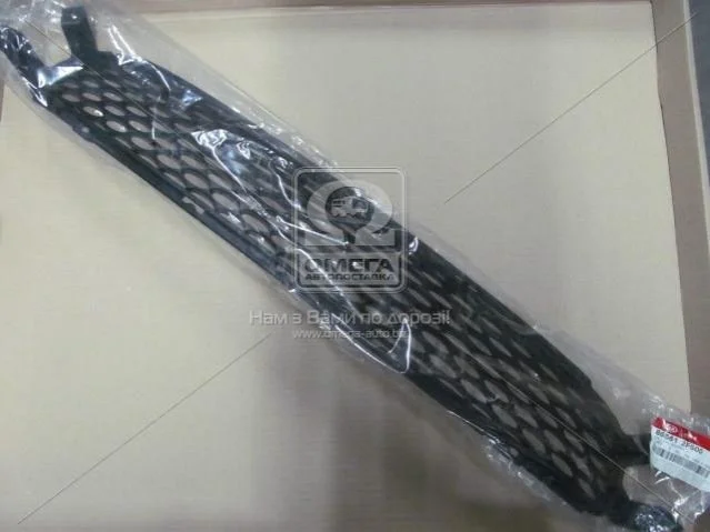 Решітка бампера середня KIA CERATO 06- (вир-во Mobis) Hyundai/Kia/Mobis 865612F500 (фото 1)