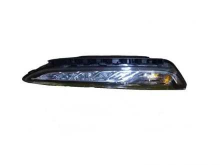 Фонарь ходовой правый Hyundai/Kia/Mobis 92208J9000