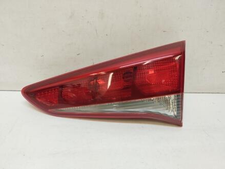 Фонарь задний справа внутренний Hyundai/Kia/Mobis 92404D7000