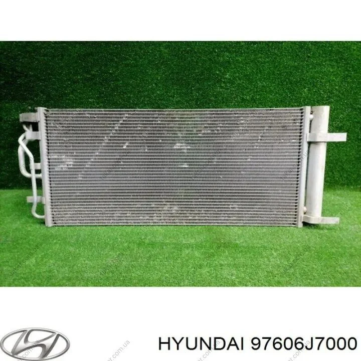 Радіатор кондиціонера (Конденсатор) Hyundai/Kia/Mobis 97606J7000 (фото 1)