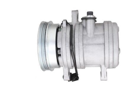 Компресор кондиціонера First Fit Hyundai/Kia/Mobis 977011C100