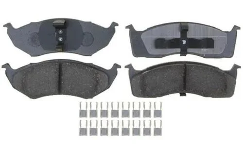Тормозные колодки передние дисковые JEEP/CHRYSLER/DODGE 4882106 (фото 1)