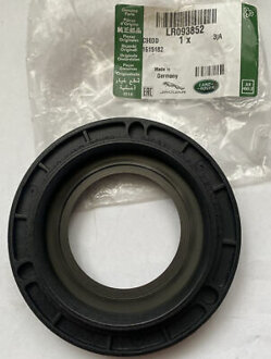 Сальник колінчастого вала передній LAND ROVER LR093852