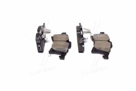 Тормозные колодки передние дисковые LPR 05P1197