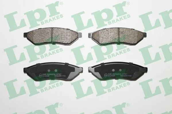 Тормозные колодки задние дисковые LPR 05P1198 (фото 1)