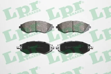 Тормозные колодки передние дисковые LPR 05P1208