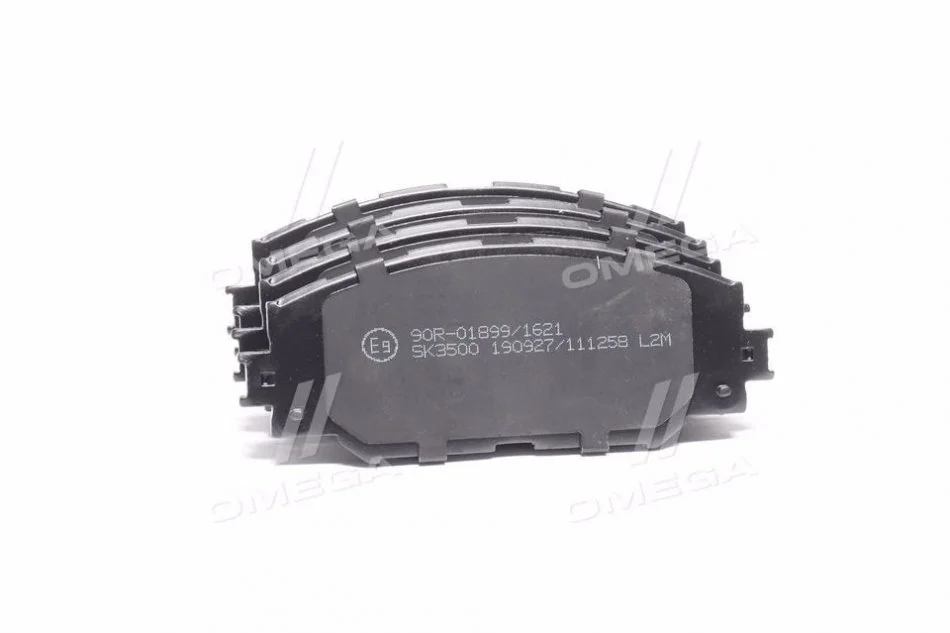 Тормозные колодки передние дисковые LPR 05P1258 (фото 1)