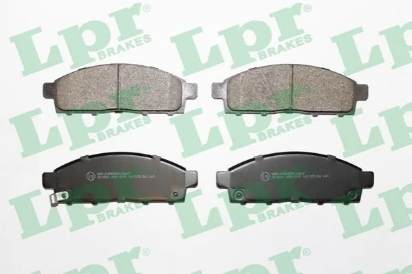 Тормозные колодки передние дисковые LPR 05P1319 (фото 1)