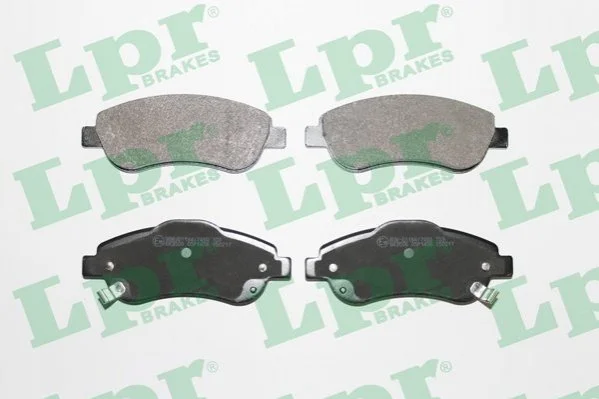 Тормозные колодки передние дисковые LPR 05P1456 (фото 1)