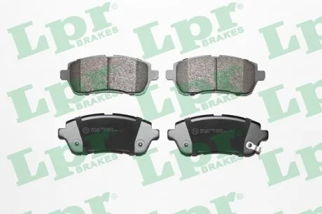 Тормозные колодки передние дисковые LPR 05P1464