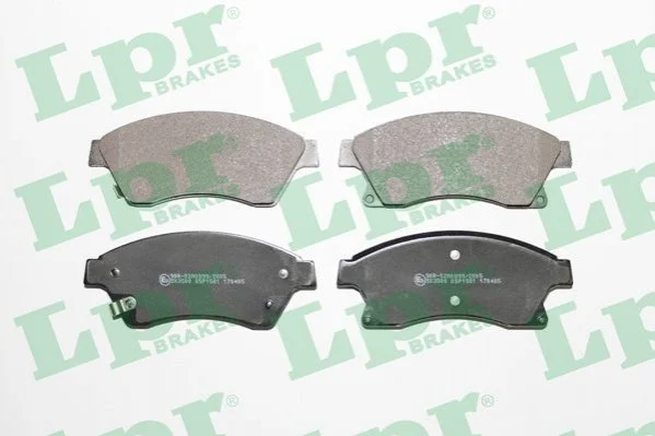 Тормозные колодки передние дисковые LPR 05P1581 (фото 1)