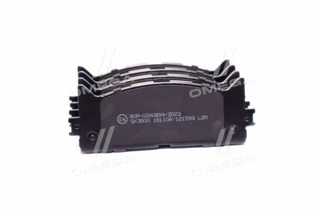 Тормозные колодки передние дисковые LPR 05P1593