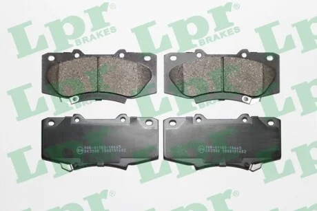Тормозные колодки передние дисковые LPR 05P1682