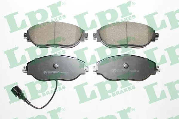 Комплект тормозных колодок из 4 шт. дисков LPR 05P1734 (фото 1)