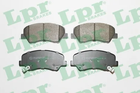 Тормозные колодки передние дисковые LPR 05P1744