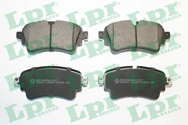 Тормозные колодки дисковые LPR 05P2039 (фото 1)