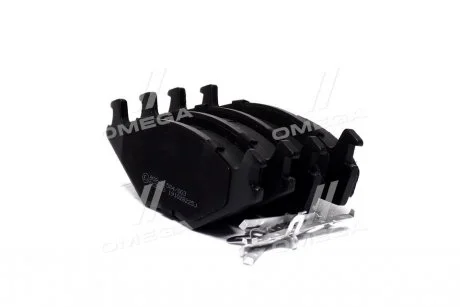 Тормозные колодки передние дисковые LPR 05P225