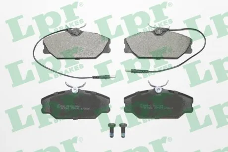 Тормозные колодки передние дисковые LPR 05P445