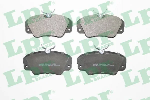 Тормозные колодки передние дисковые LPR 05P449 (фото 1)