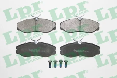 Тормозные колодки передние дисковые LPR 05P470
