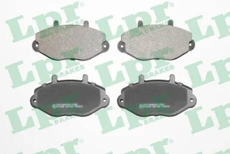 Тормозные колодки передние дисковые LPR 05P482