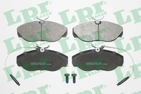 Тормозные колодки передние дисковые LPR 05P493