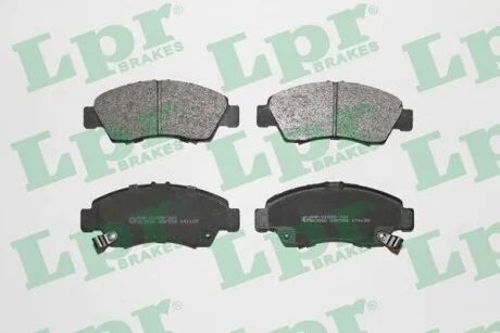 Тормозные колодки передние дисковые LPR 05P558