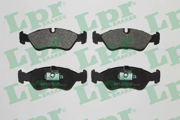 Гальмівні колодки передні дискові LPR 05P656 (фото 1)