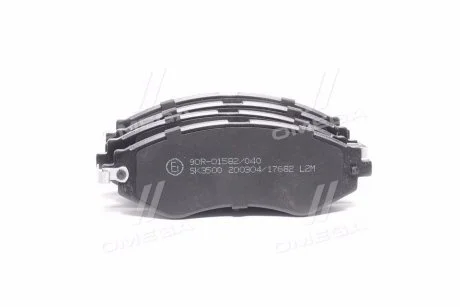 Тормозные колодки передние дисковые LPR 05P682