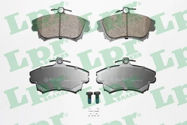Тормозные колодки передние дисковые LPR 05P711 (фото 1)