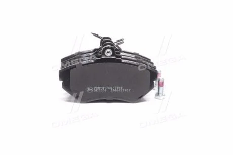 Тормозные колодки передние дисковые LPR 05P718