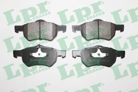 Тормозные колодки передние дисковые LPR 05P841