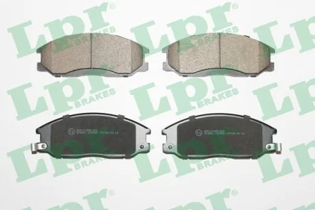 Тормозные колодки передние дисковые LPR 05P858 (фото 1)