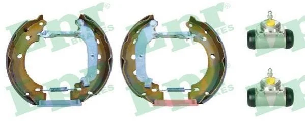 Тормозные колодки барабанные LPR OEK379 (фото 1)