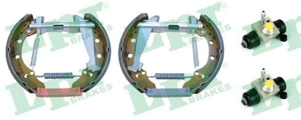 Тормозные колодки барабанные LPR OEK407 (фото 1)