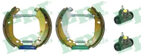 Тормозные колодки задние барабанные LPR OEK456 (фото 1)