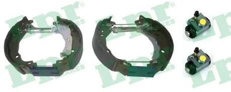 Тормозные колодки барабанные LPR OEK816