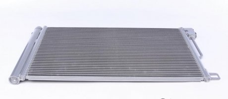 Конденсер кондиціонера MAHLE / KNECHT AC 367 000S