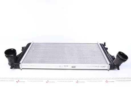 Інтеркулєр VW Passat/Tiguan \'\'1.8-2.0TSI/TDI \'\'05-18 MAHLE / KNECHT CI161000P