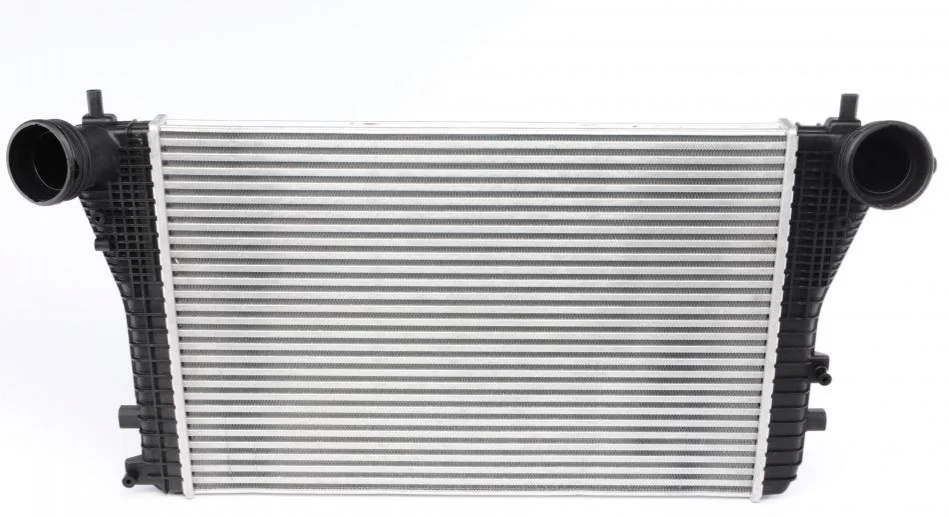 Радиатор интеркулера MAHLE MAHLE / KNECHT CI 83 000S (фото 1)
