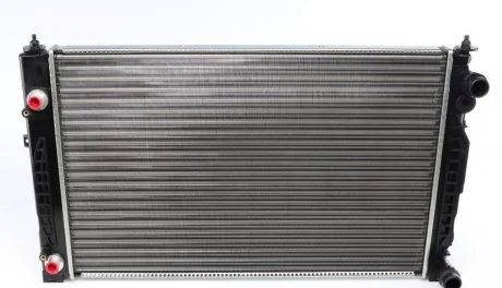 Радіатор охолодження двигуна MAHLE/KNECHT алюміній, пластик, автоматична коробка передач MAHLE / KNECHT CR 132 000S