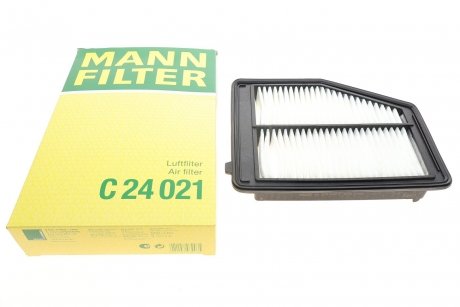 Воздушный фильтр MANN C24021 (фото 1)
