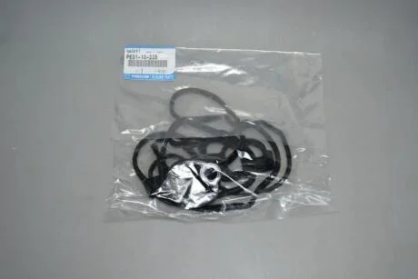 Прокладка клапанної кришки V MAZDA PE0110235