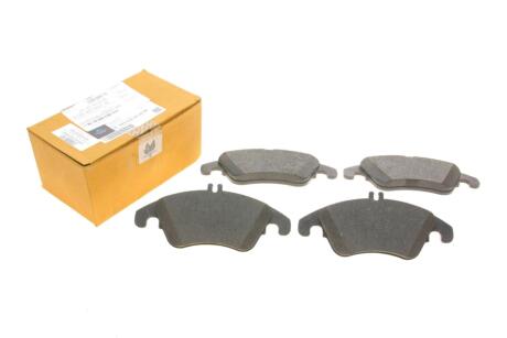 Колодки MERCEDES-BENZ 000420900490