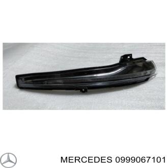 Фонарь указателя поворота MERCEDES-BENZ 0999067101