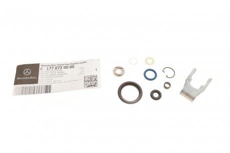 Кронштейн форсунки в комплек MERCEDES-BENZ 1770720000