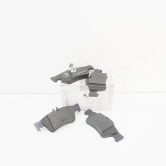 Колодки тормозные MERCEDES-BENZ A0004208204